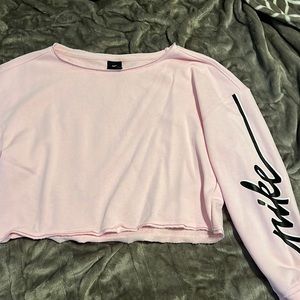 Nike Cropped Top